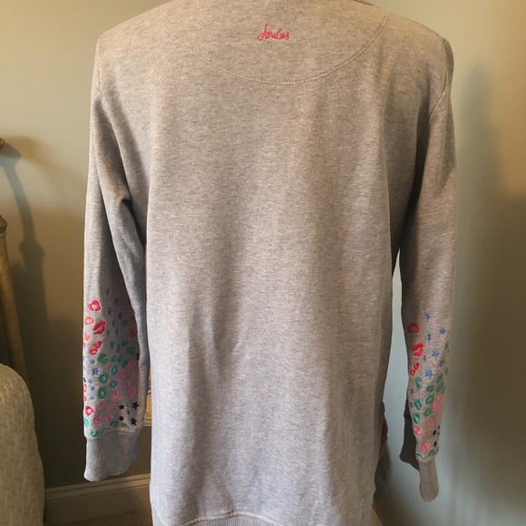 Joules brand sweatshop with embroidered sleeves - Picture 3 of 12